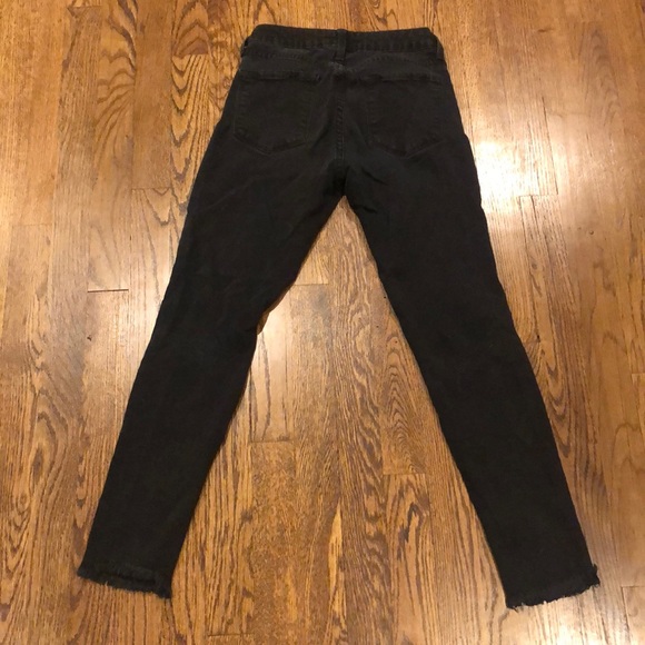 Just Black black skinny jean distressed with raw hem size 26 - Picture 2 of 4